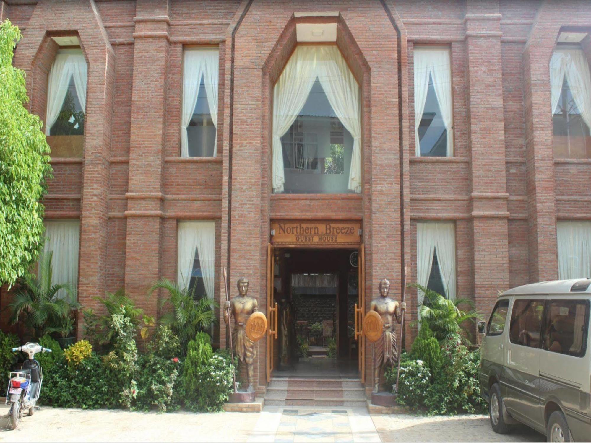 Northern Breeze Hotel Bagan Ngoại thất bức ảnh