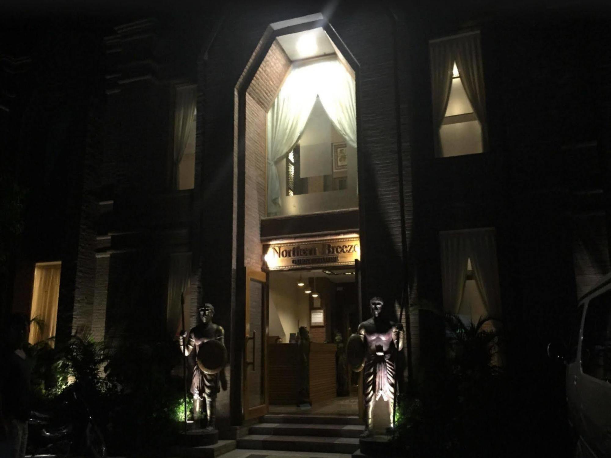 Northern Breeze Hotel Bagan Ngoại thất bức ảnh