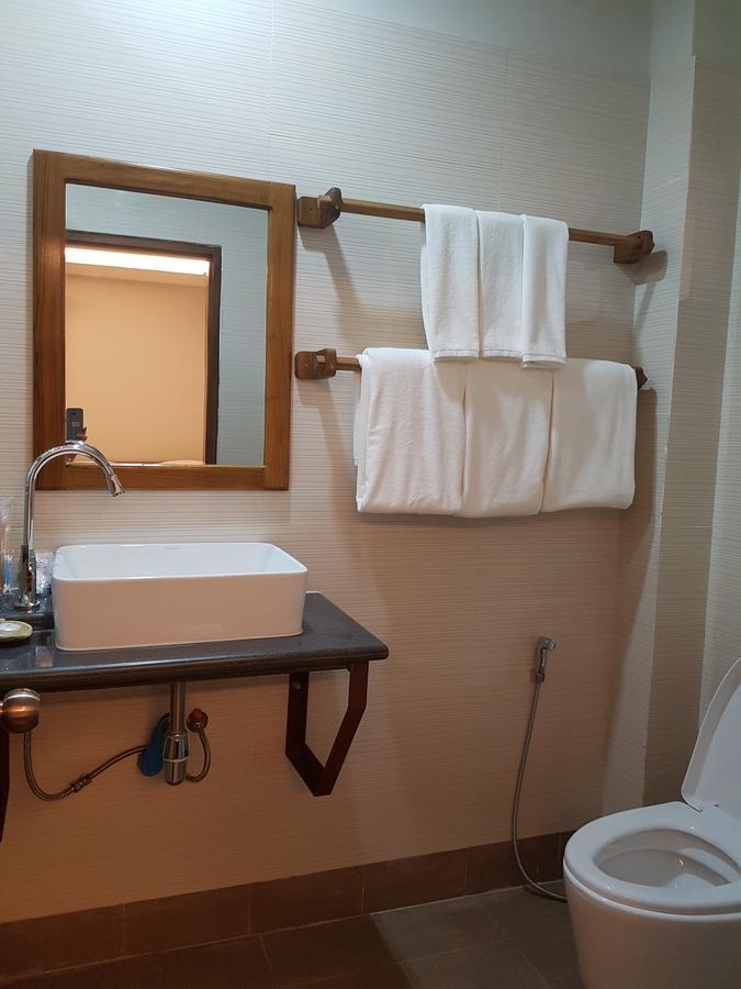 Northern Breeze Hotel Bagan Ngoại thất bức ảnh